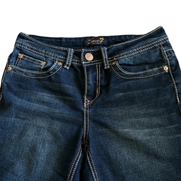 Seven7 Embroidered Jean Shorts Sz. 4 - Picture 3 of 12